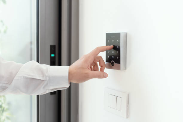 Système d'alarme connecté installé par A.V.E. PROVENCE